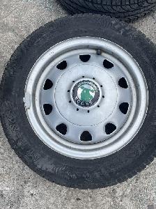 Letní pneu s ráfky na Škoda Felicia