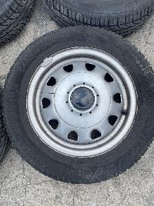 Letní pneu s ráfky na Škoda Felicia