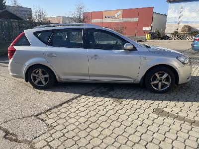 Prodám Kia Ceed 1,6i 92kW kombi rok 2010