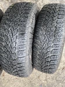 Zimní pneu 195/65 R15 na ráfkách Renault