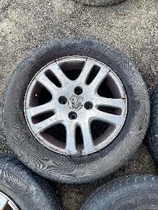 Alu kola R15 na Peugeot