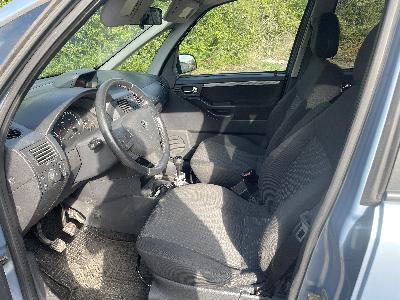 Opel Meriva 1,6i 77kW první majitel