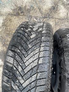 Plechové kola + zimní pneu 195/55 R15