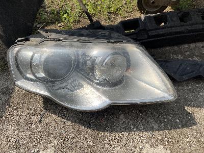 Přední světla VW Passat B6