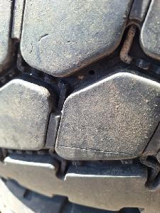 Pirelli MG01 265/70 R19.5 143/141