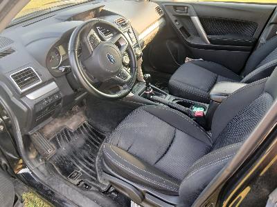 Subaru Forester 2.0i Active, manuál