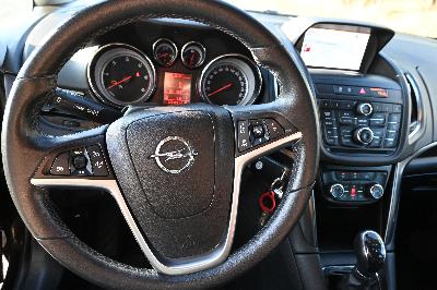 Opel Zafira Tourer 2.0 CDTI 121Kw, 123000km, 7 míst
