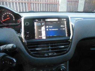 Prodám Peugeot 208 1,0 VTi Active r.2014