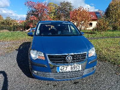 VW Touran 1,9TDI, 77kW, nafta, automat