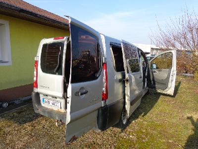 PRODEJ AUTOMOBILU CITROEN JUMPY KOMBI L2H1 2.0 HDI 160k ATLANTE BUSINESS