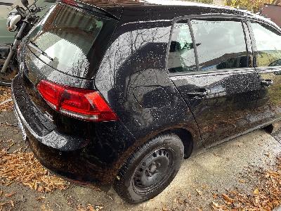 Prodám VW Golf 7 bouraný