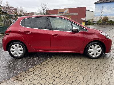 Prodám Peugeot 208 1,2 benzín 81kW
