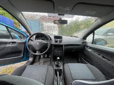 Prodám Peugeot 207 1.4i 54kW,  najeto 77410 km, první majitel