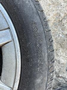 Prodám alu kola na Renault i+letní pneu 185/55 R15