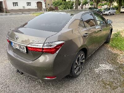 Toyota Corolla 2018, benzin, automat