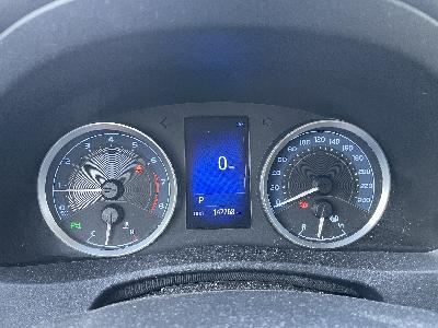 Toyota Corolla 2018, benzin, automat