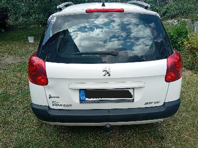 Prodám Peugeot 207 SW, r.v. 2011, 1. majitel