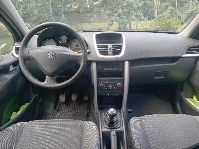 Prodám Peugeot 207 SW, r.v. 2011, 1. majitel