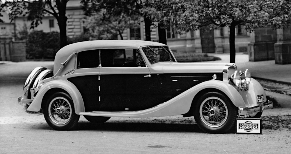 Walter Regent (1. díl) – Aristokrat z Jinonic Walter Regent (1. díl) – Aristokrat z Jinonic