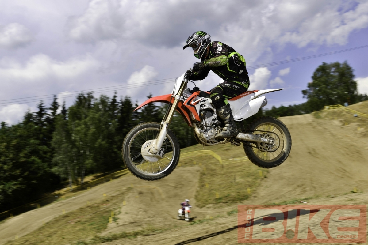TEST: Honda CRF 250 R TEST: Honda CRF 250 R