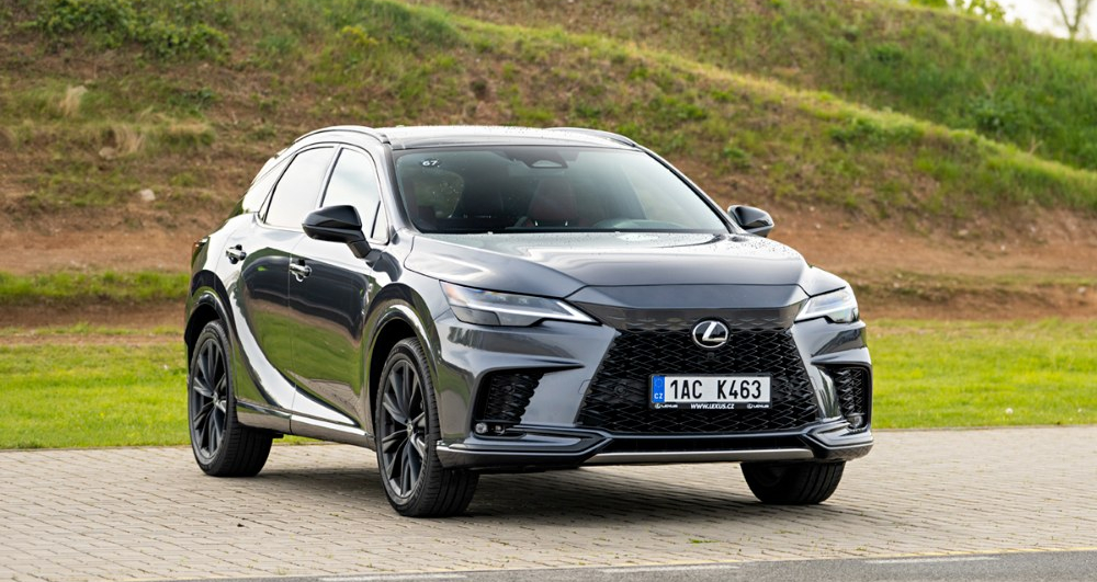 Lexus RX 500h – Lexus s křídly