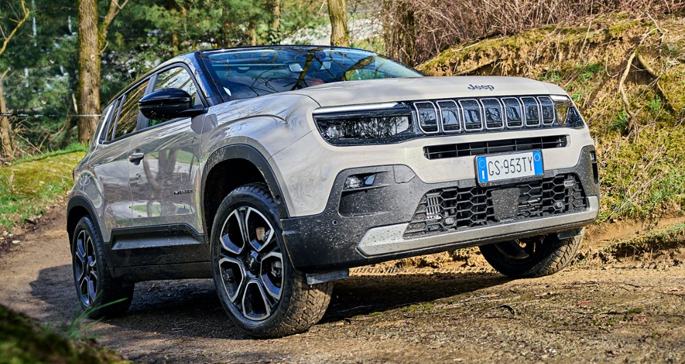 Jeep Avenger 1.2 Turbo a e-Hybrid – Střízlivá nabídka