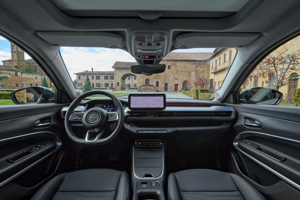 Jeep Avenger 1.2 Turbo a e-Hybrid – Střízlivá nabídka