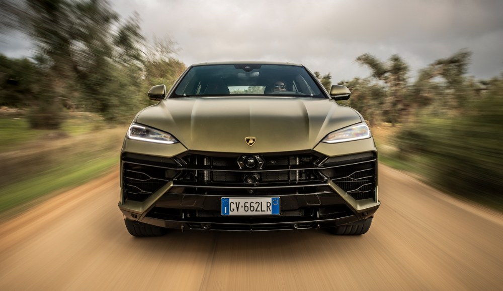 Lamborghini Urus SE – Plug-in mýty bořící