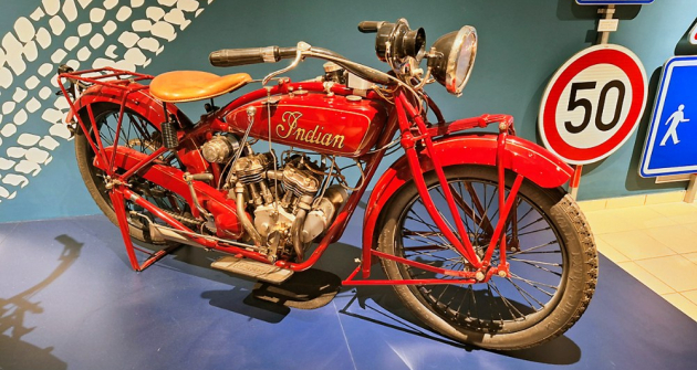 Motocykl v proměnách času