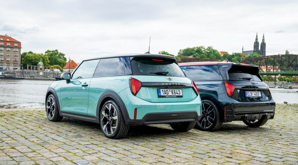 Mini Cooper s & Cooper SE Mini Cooper s & Cooper SE