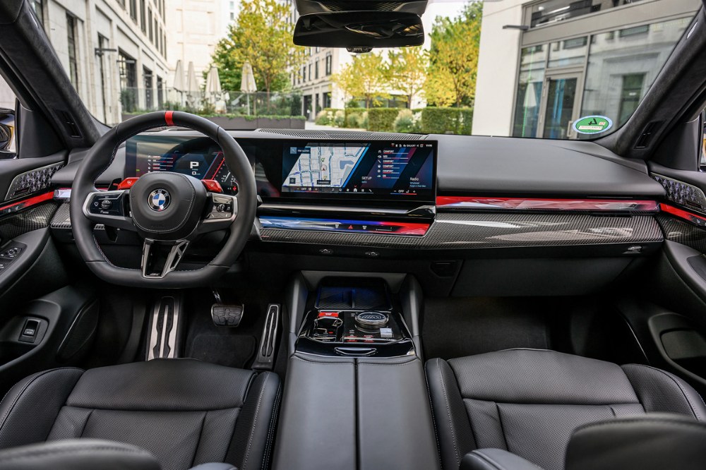 BMW M5 & M5 Touring (G90 & G99) – Posedmé a zase jinak BMW M5 & M5 Touring (G90 & G99) – Posedmé a zase jinak