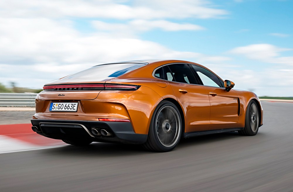 Porsche Panamera – Prolnutí světů